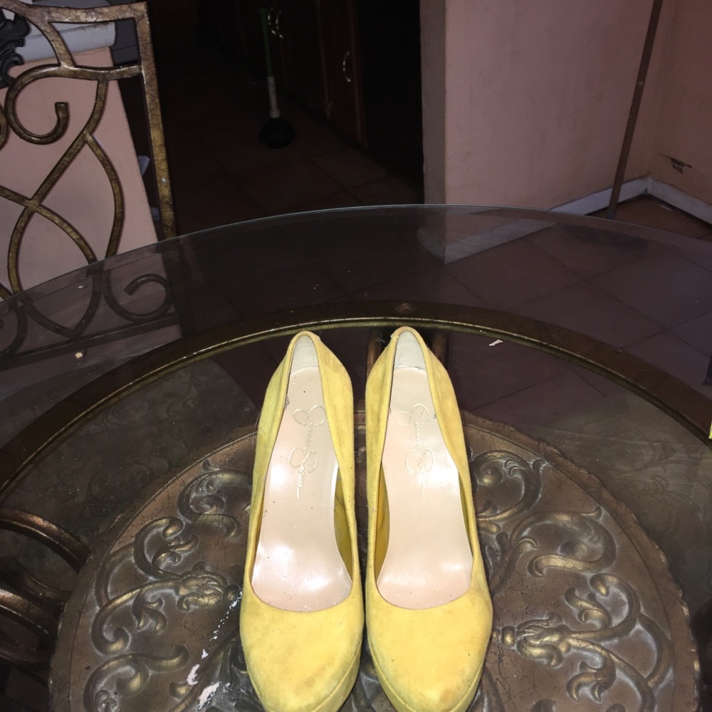 Gold Jessica Simpson 6 inch heels size 8